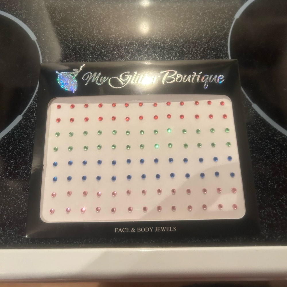 Brand New Self-Adhesive Eye Gems